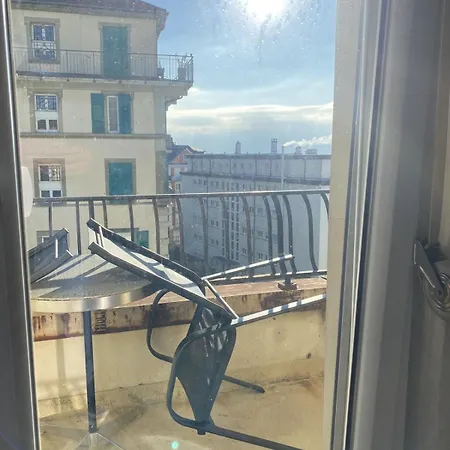 Sunny Little Studio-city Centre & Train Station *